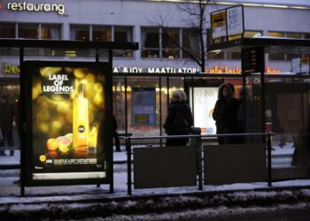 Risikon helmikuun alussa antamassa lakiesityksessä alkoholin mielikuvamarkkinointi on edelleen sallittu.