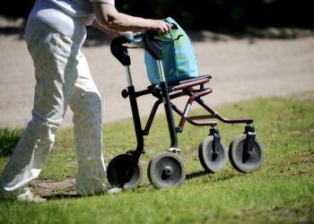 Ikääntyvälle väestölle tarvitaan entistä enemmän elämää helpottavia esteettömiä asuntoja.