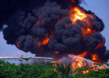 Salamaniskusta alkunsa saanut tulipalo raivosi syyskuussa Venezuelan valtion öljy-yhtiön PDVSA:n jalostamossa Puerto Cabellossa, Carabobon osavaltiossa.