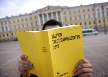 Eduskunta aloitti ensi vuoden talousarvion käsittelemisen tiistaina.