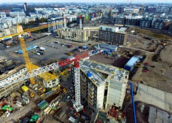 Rakennusteollisuus ennakoi rakentamisen kasvavan tänä vuonna 6 – 7 prosenttia.