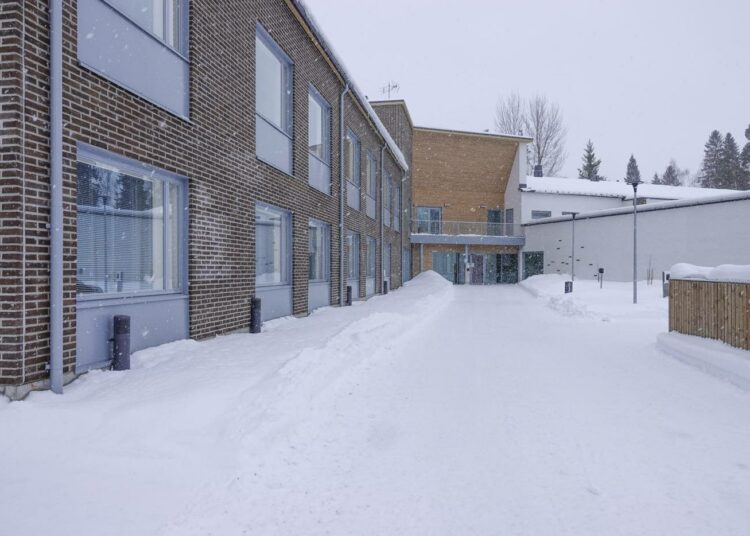Attendon hoivakoti Pelimanni Alavudella. Kainuun Vasemmiston mukaan nyt on käynyt selväksi, ettei omavalvonta riitä.