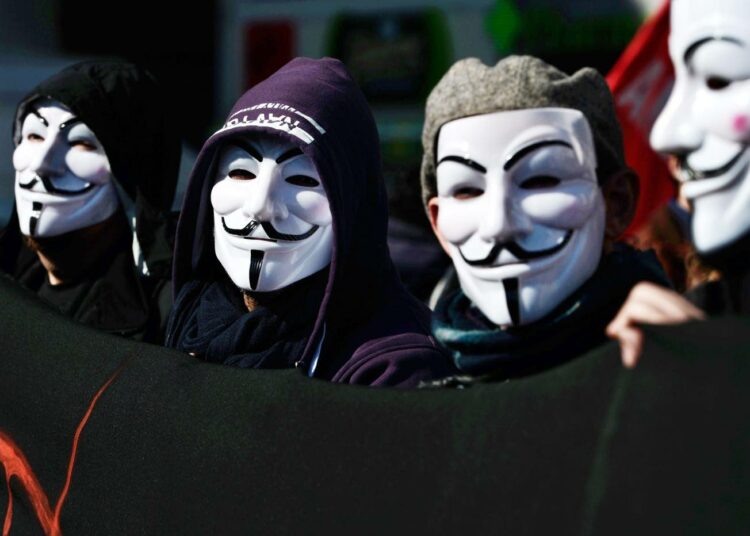 Nämä Guy Fawkes -naamarit on kuvattu viime viikolla Ateenassa.