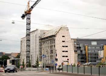 Helsingin kaavoitus keskusteluttaa poliitikkoja.