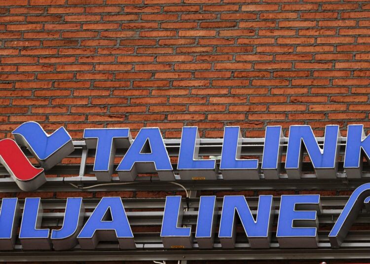 Tallink Siljan yt-neuvotteluissa uhattuna on 35 työpaikkaa, Vikingin 25.
