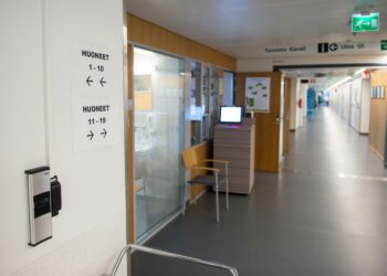 Sekä työntekijät että työnantajat kannattavat laajasti työterveyshuoltoa tulevaisuudessakin.