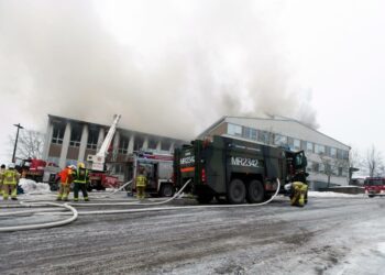Palomiehet eivät saavuta edes nykyistä 63-vuoden alarajaa, sillä he käytännössä poistuvat työelämästä työkyvyttömyyseläkkeelle keskimäärin 55-vuotiaana.