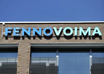 Kansanedustaja Aino-Kaisa Pekosen mukaan aikaa on jo tuhlattu liikaa Fennovoiman ydinvoimahankkeeseen.