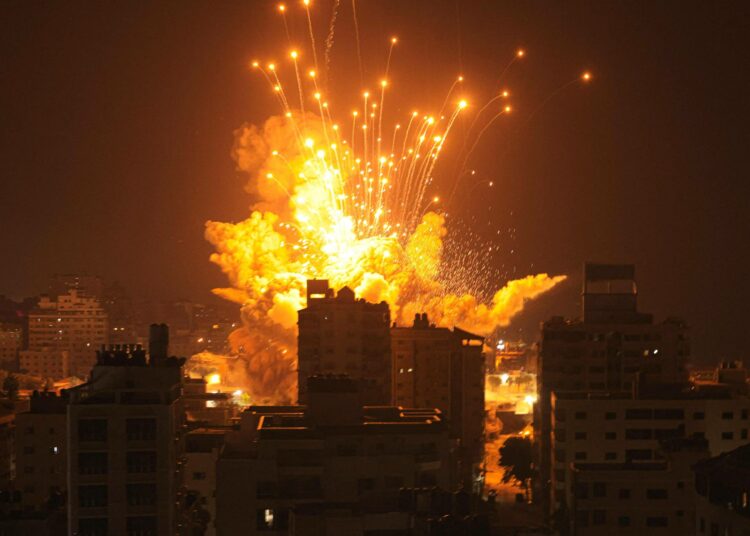 Israel pommitti Gazan kaupunkia sunnuntaina 8. lokakuuta.