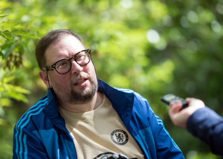 ¿Helsingin pitää toimia myös asuntopolitiikassa vastavoimana hallitukselle ja huolehtia kohtuuhintaisesta asuntorakentamisesta, sanoo Paavo Arhinmäki.