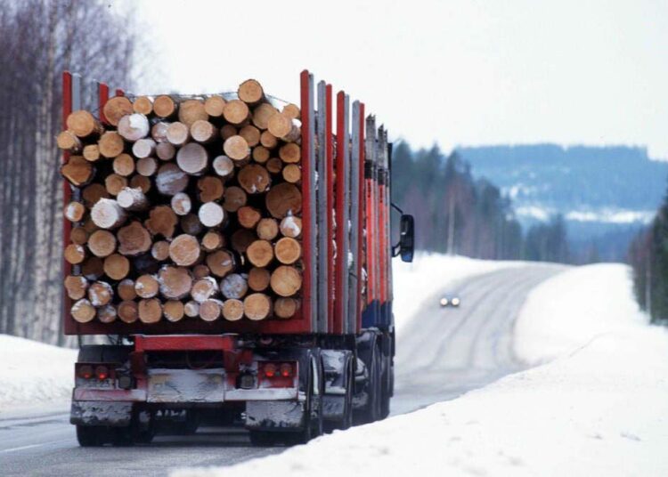 Pohjoisen olosuhteet vaativat paljon ajoneuvoilta.