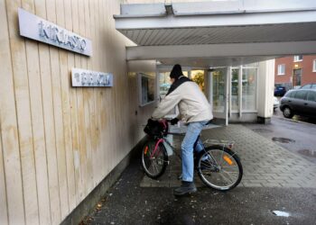 Vallilan kirjaston kohtalo on vaakalaudalla taas kerran.