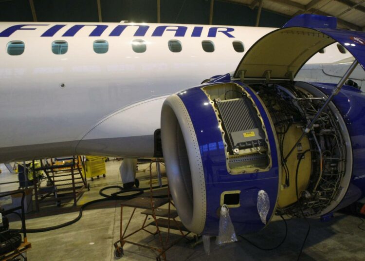 Finnair ilmoitti ajavansa alas oman moottorihuollon ja osan laitehuoltoa.