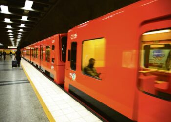 HKL vastaa muun muassa Helsingin metroliikenteestä.