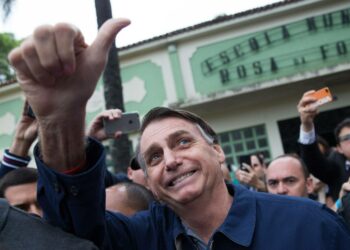 Äärioikeiston Jair Bolsonaro sai presidentinvaalien ensimmäisellä kierroksella 46 prosenttia äänistä.