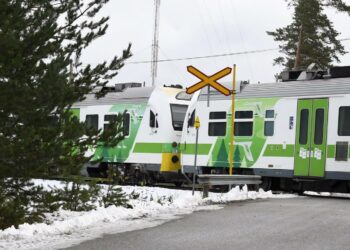 Veturimiesten mahdollinen työtaistelu marraskuussa ei koske henkilöliikennettä.