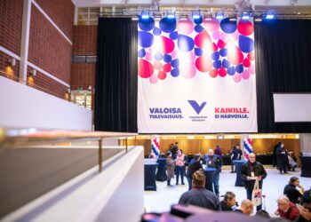 Vasemmistoliiton puoluekokous alkoi Kuopiossa.