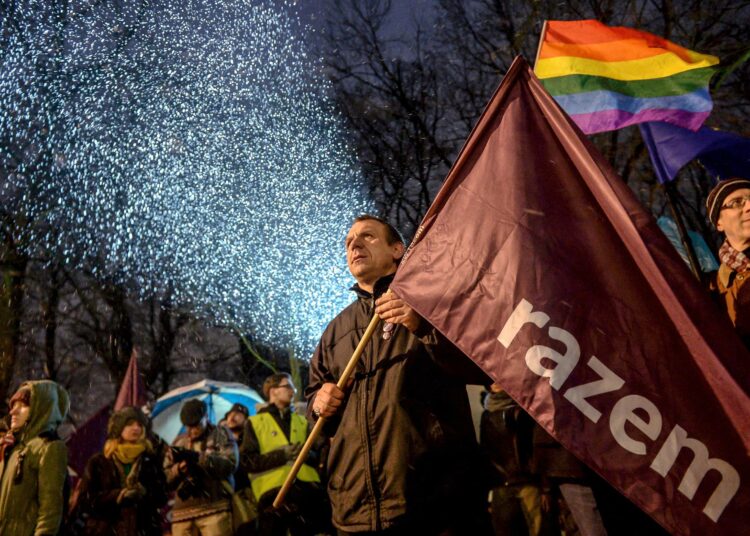 Razem-puolueen mielenosoitus Varsovassa kuvattiin vuonna 2016.