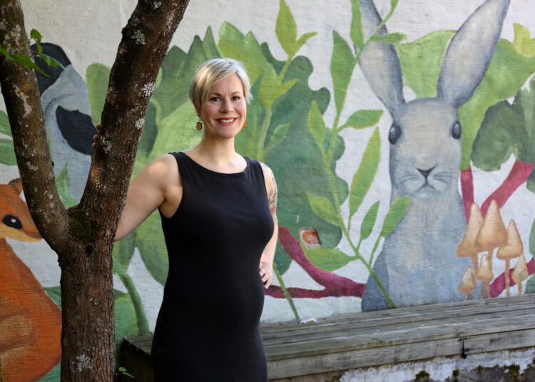 Hanna Sarkkinen.