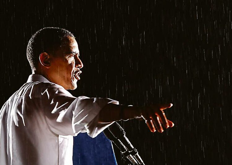 Hihat on jo kääritty vaalikamppailussa. Barack Obama puhuu Fredericksburgissa Virginiassa.