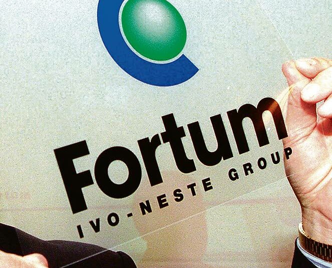 Kirjoittajat kauhistelevat Fortumin yhteistyösuunnitelmia atomivoimayhtiöiden kanssa.