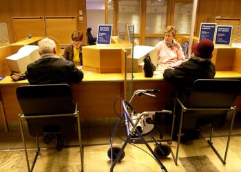Pankkihenkilöstön sopimusneuvotteluja käydään sopimuksettomassa tilassa.