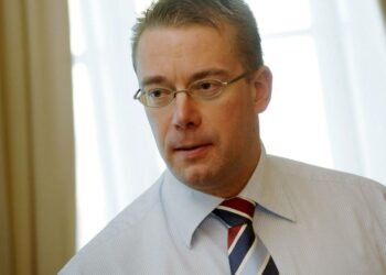Kulttuuriministeri Stefan Wallin.