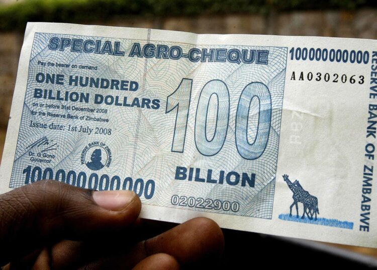 Miljardin dollarin seteli Zimbabwesta vuodelta 2008, jolloin maassa oli hyperinflaatio. Rahan arvo on sittemmin vakiintunut.