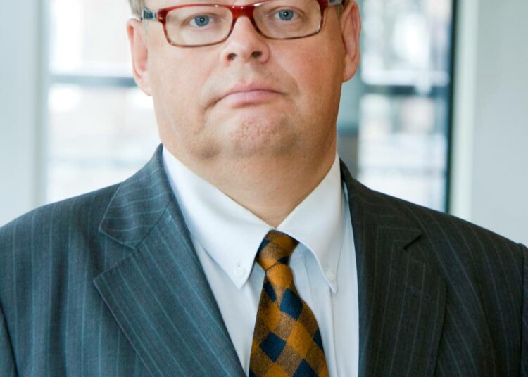 – Suljetun sektorin ammattiliitoilla on Suomessa korostetun hyvä neuvotteluasema, sanoo Juhana Vartiainen.