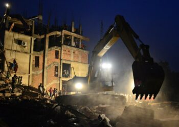 Rana Plaza -rakennuksen romahduksessa kuoli ainakin 1 127 ihmistä.
