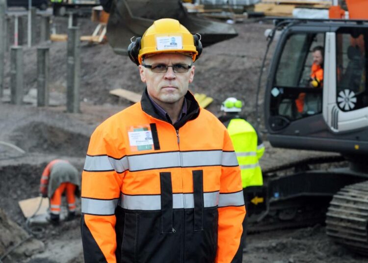 Rakennusliiton puheenjohtaja Matti Harjuniemi.