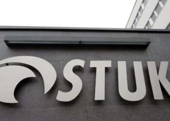 Säteilyturvakeskus antaisi kymmenkunta määräystä uuden lain nojalla.