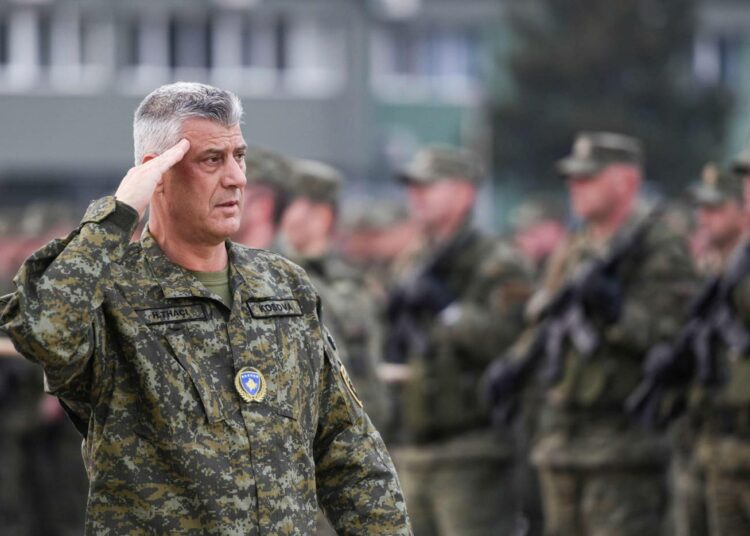 Kosovon presidentin Hashim Thacin kerrottiin kesäkuussa saaneen sotarikossyytteet. Kuva vuodelta 2018.