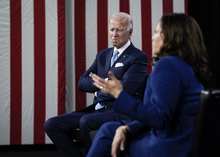 Yhdysvaltain demokraattien tuleva presidenttiehdokas Joe Bidenin ja varapresidenttiehdokkaaksi nimettävä senaattori Kamala Harrisin ensimmäisestä yhteisestä vaalitilaisuudesta puuttui yleisö.