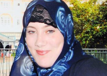 Brittiläinen jihadisti Samantha Lewthwaite kansainvälisen poliisijärjestön Interpolin julkaisemassa arkistokuvassa.