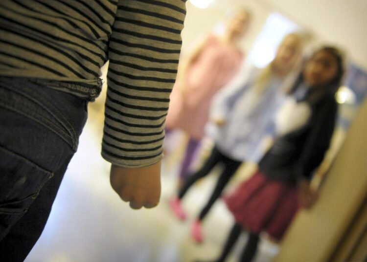 Tutkimuksessa ilmeni, että lapsena koettu kuritus on riski myönteiselle mielenterveydelle.