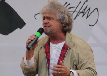 Beppe Grillosta Paavo Väyrynen voisi saada valovoimaisen esiintyjän kesäteatterinäytelmiinsä.