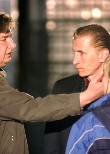 Aki Kaurismäki ohjasi Laitakaupungin valot -elokuvaansa vuonna 2005. KU vieraili tuolloin kuvauksissa.