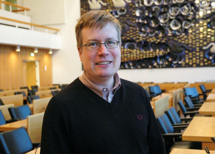 – Vasemmistoliitto sai läpi pikavippimainonnan kieltopäätöksen Tampereella, iloitsee Mikko Aaltonen.