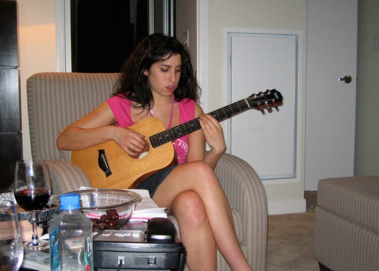Amy Winehousen (1983–2011) ura jäi harmillisen lyhyeksi.