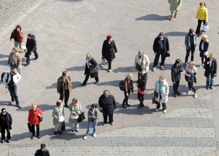 Ruotsin eläkeviranomaisen Pensionsmyndighetenin mukaan valtaosa hakemattomista eläkkeistä kuuluu yli 65-vuotiaille suomalaisille, sitten tanskalaisille ja norjalaisille.