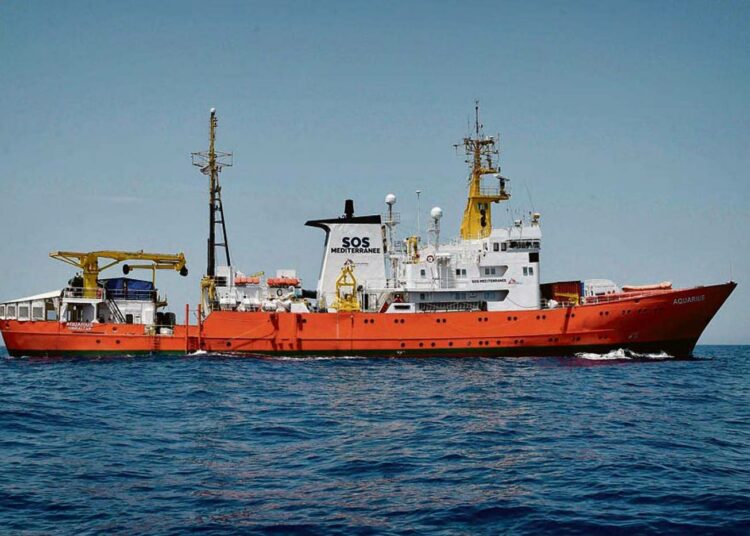 Ranskalaisen SOS Méditerranée -kansalaisjärjestön pelastusalus Aquarius.