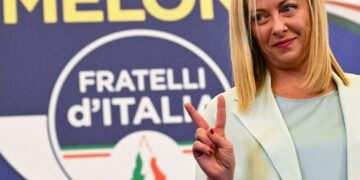 Italian vaalivoittaja Fratelli d’Italia (Italian veljet) -puolueen johtaja Giorgia Melonin ajattelussa on Miettisen mukaan korostunut ajatus, että Italia alkoi toisen maailmansodan jälkeen häivyttää kansallista etuaan.