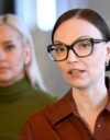 Vasemmistoliiton puheenjohtaja Minja Koskela (etualalla) ja vihreiden puheenjohtaja Sofia Virta.