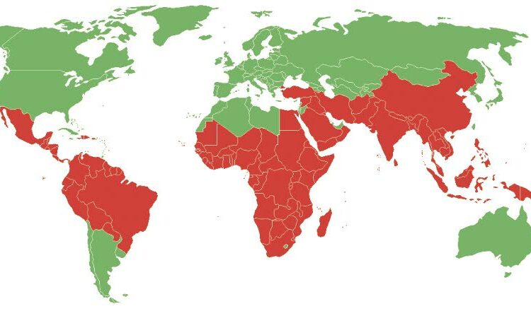 Malariaa esiintyy kartan punaisella merkityllä alueella.