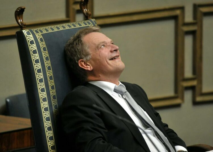 Puhemies Sauli Niinistö pitää SDP:n päätehtävänä oikeistoblokin rikkomista.