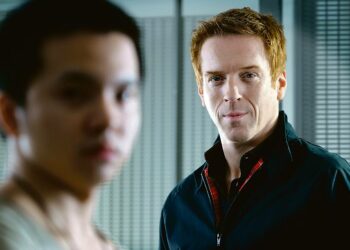 Varastetut kuvaa lapsikauppaa ja brittiviranomaisten toimia sen lopettamiseksi. Kuvassa Kim Pak (Huy Pham) ja rikoskomisario Anthony Carter (Damian Lewis).