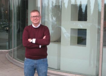 Vesa Maurialan mukaan hallituksen tavoitteena on suuri systeemimuutos, jossa VR:n monopoli murretaan Suomen valtion rautateillä.