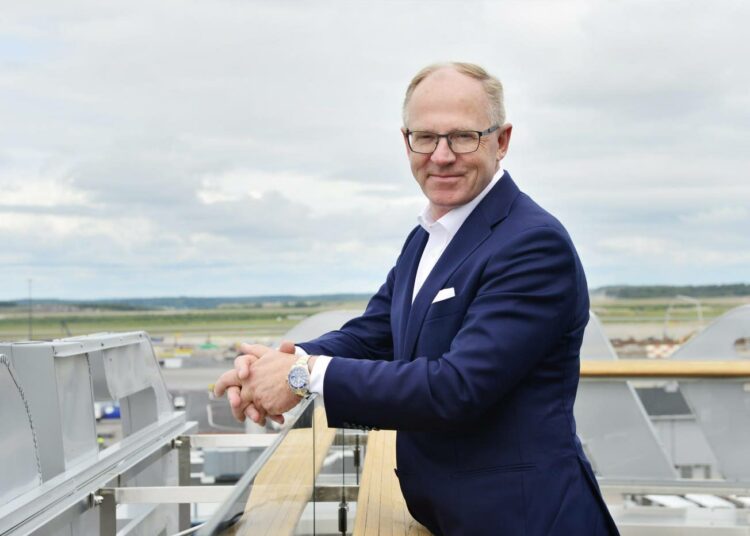 Finnairin toimitusjohtaja Pekka Vauramo.
