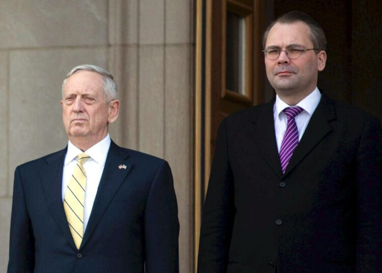 Yhdysvaltain puolustusministerin James Mattisin alkuviikolla tavannut puolustusministeri Jussi Niinistö on kutsunut useiden maiden sotilaita harjoituksiin Suomeen.